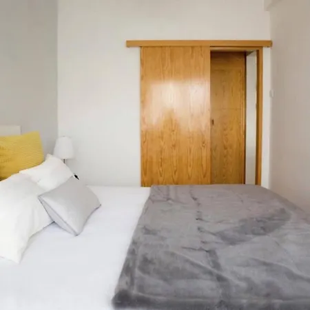 Bright Sunny 1 Bedroom With Air Conditioning Διαμέρισμα *